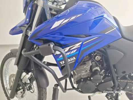 YAMAHA XTZ 250 LANDER, Foto 2