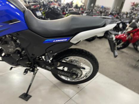 YAMAHA XTZ 250 LANDER, Foto 5