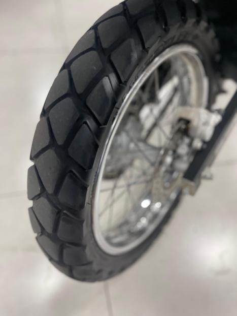 YAMAHA XTZ 250 LANDER, Foto 4
