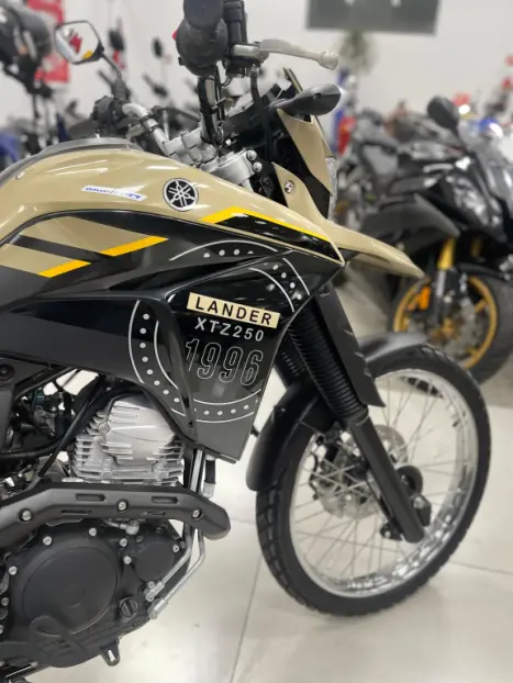 YAMAHA XTZ 250 LANDER, Foto 10