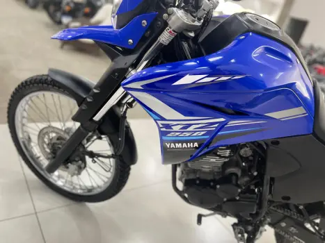 YAMAHA XTZ 250 LANDER, Foto 5