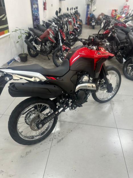 YAMAHA XTZ 250 LANDER, Foto 3