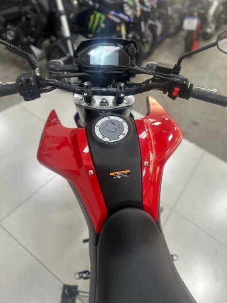 YAMAHA XTZ 250 LANDER, Foto 4