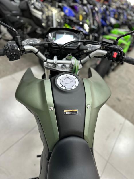 YAMAHA XTZ 250 LANDER, Foto 5