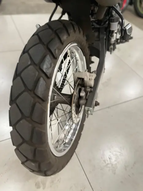 YAMAHA XTZ 250 LANDER, Foto 2