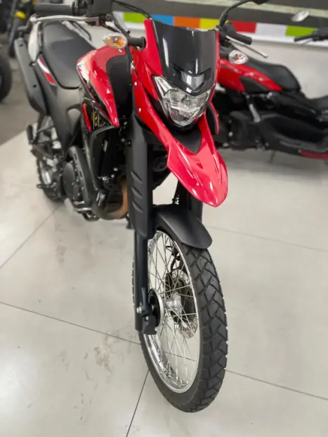 YAMAHA XTZ 250 LANDER, Foto 5