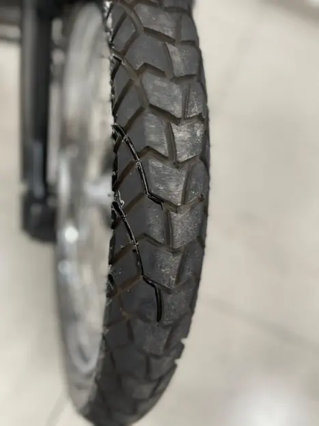 YAMAHA XTZ 250 LANDER, Foto 2