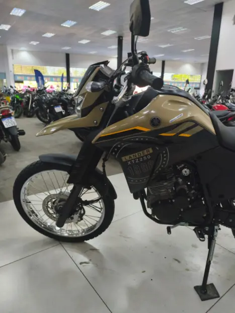 YAMAHA XTZ 250 LANDER, Foto 7