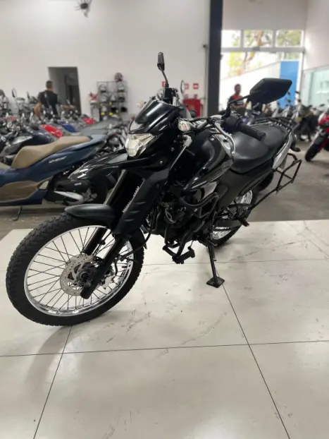 YAMAHA XTZ 250 LANDER, Foto 4