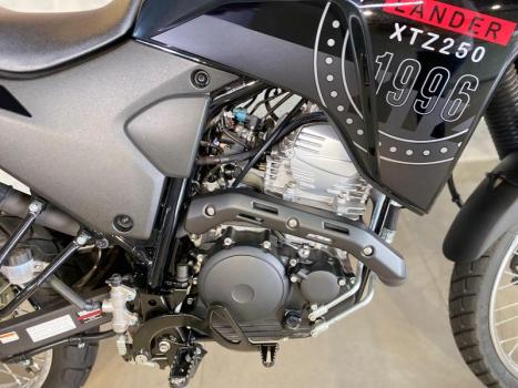YAMAHA XTZ 250 LANDER, Foto 7