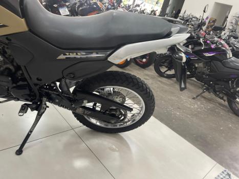 YAMAHA XTZ 250 LANDER, Foto 2