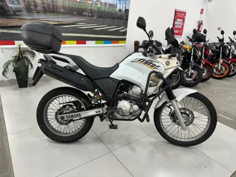 YAMAHA XTZ 250 TENER, Foto 4