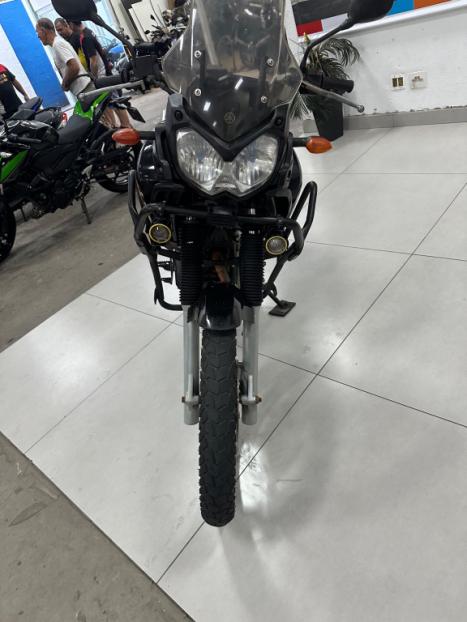 YAMAHA XTZ 250 TENER, Foto 2