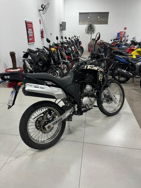 YAMAHA XTZ 250 TENER, Foto 4