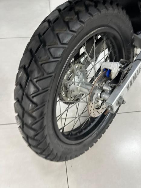 YAMAHA XTZ 250 TENER, Foto 4