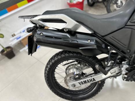 YAMAHA XTZ 250 TENER, Foto 5
