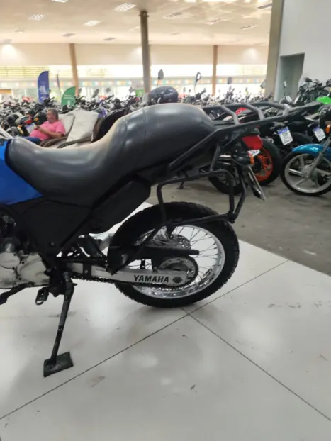 YAMAHA XTZ 250 TENER, Foto 8