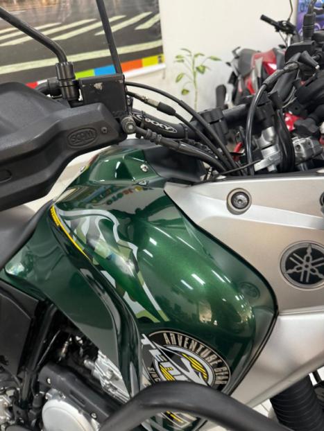 YAMAHA XTZ 250 TENER, Foto 2