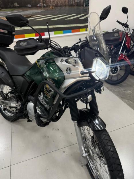 YAMAHA XTZ 250 TENER, Foto 3