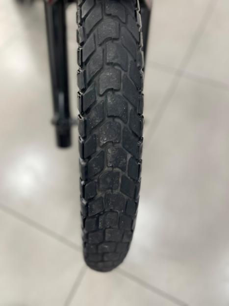 YAMAHA XTZ 250 TENER, Foto 2