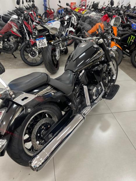 YAMAHA XVS MidnightStar 950, Foto 10