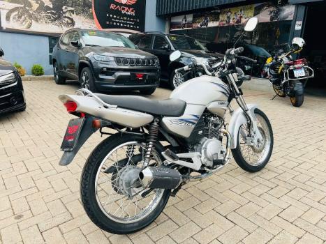 YAMAHA YBR 125 ED, Foto 4