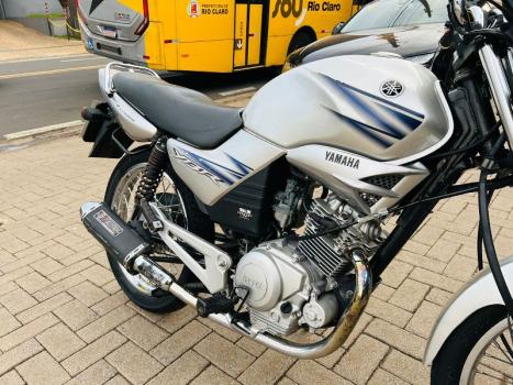 YAMAHA YBR 125 ED, Foto 7