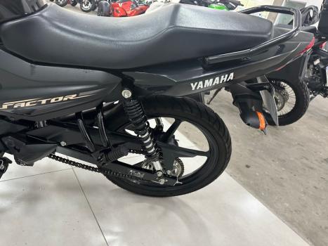 YAMAHA YBR 125 FACTOR ED, Foto 3