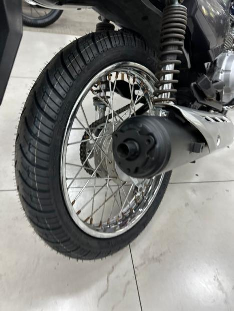 YAMAHA YBR 125 FACTOR  E, Foto 2