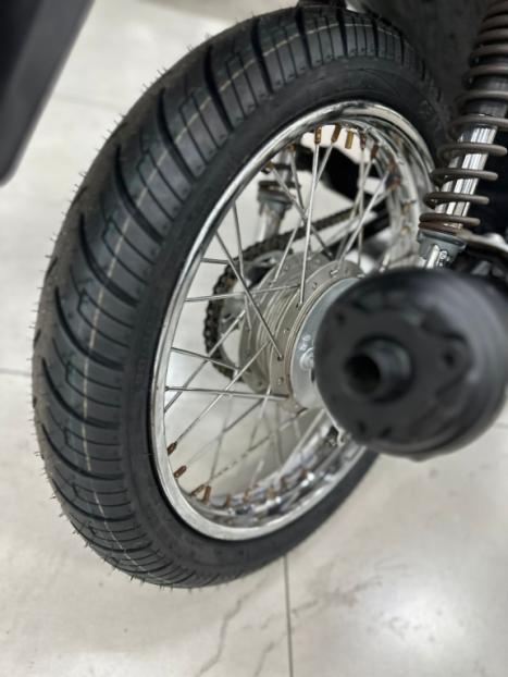 YAMAHA YBR 125 FACTOR  E, Foto 4