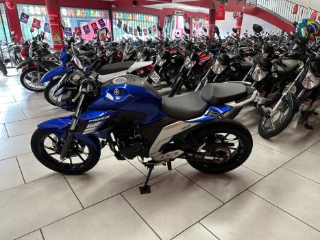 YAMAHA YS Fazer 250 , Foto 2