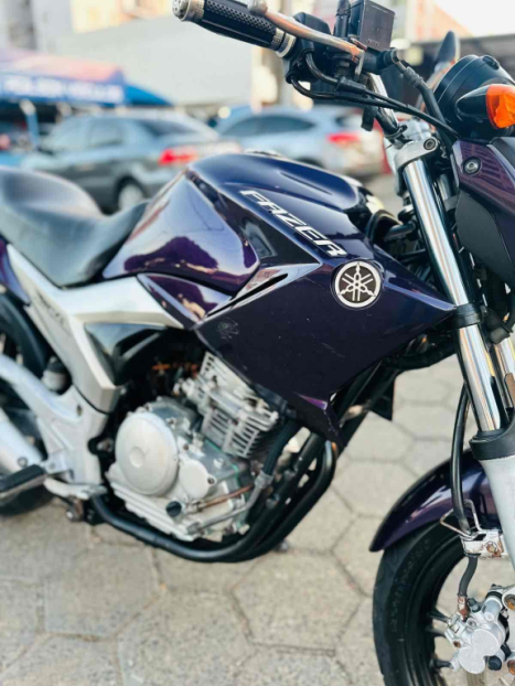 YAMAHA YS Fazer 250 , Foto 1