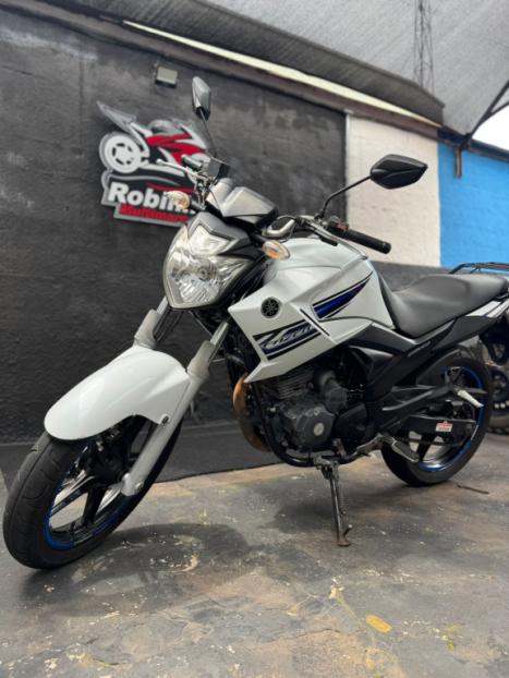 YAMAHA YS Fazer 250 , Foto 1