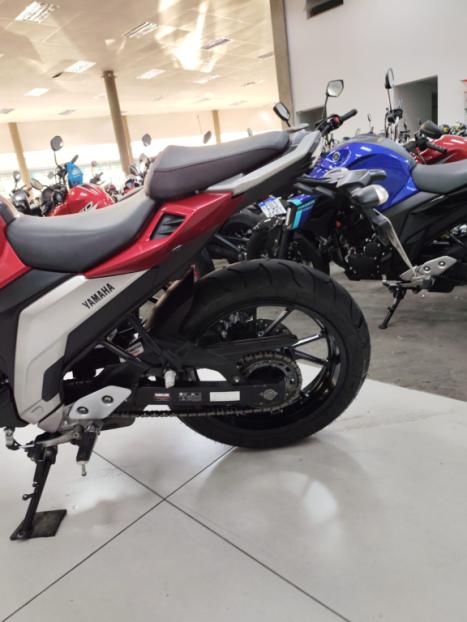 YAMAHA YS Fazer 250 , Foto 6