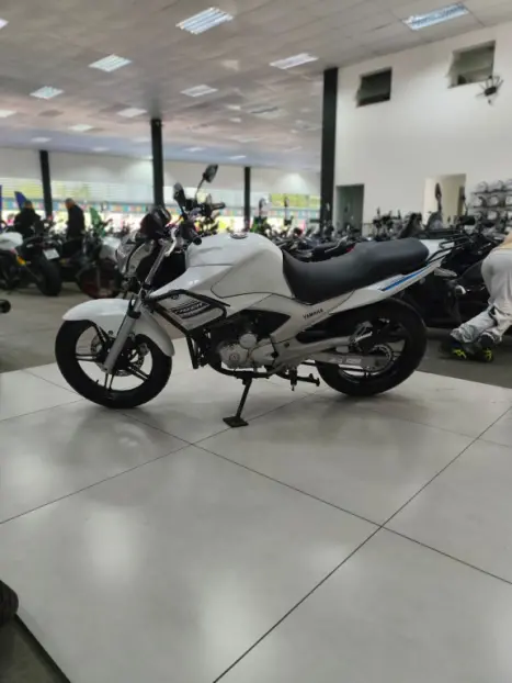 YAMAHA YS Fazer 250 , Foto 7
