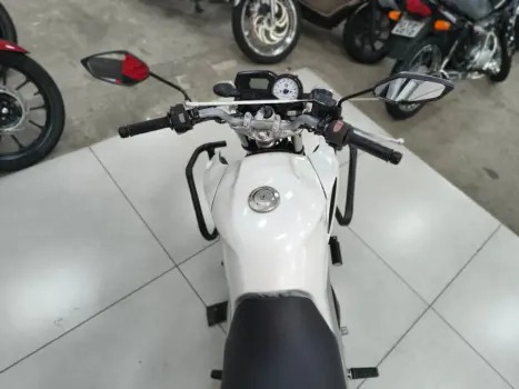 YAMAHA YS Fazer 250 , Foto 12