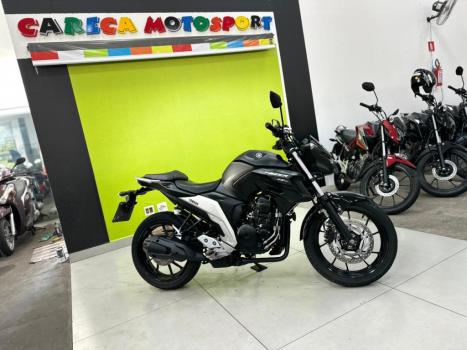 YAMAHA YS Fazer 250 , Foto 1