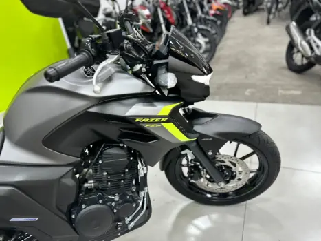 YAMAHA YS Fazer 250 , Foto 11