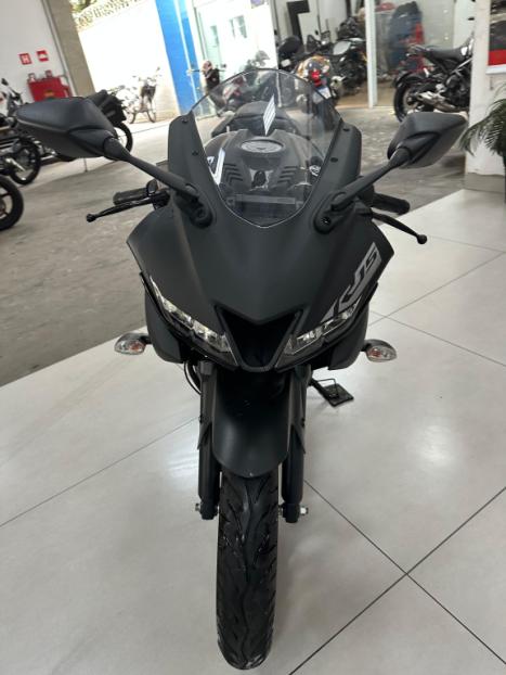 YAMAHA YZF R15 150 ABS, Foto 7