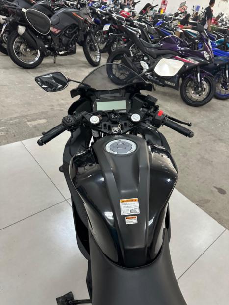 YAMAHA YZF R15 150 ABS, Foto 8