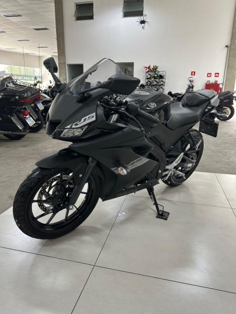 YAMAHA YZF R15 150 ABS, Foto 9
