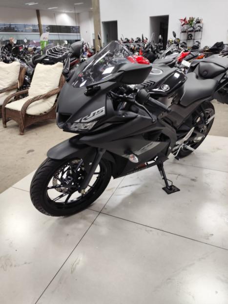 YAMAHA YZF R15 150 ABS, Foto 7