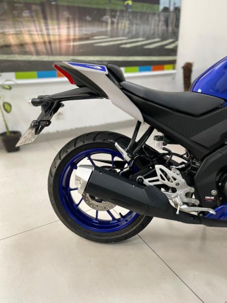 YAMAHA YZF R15 150 ABS, Foto 6