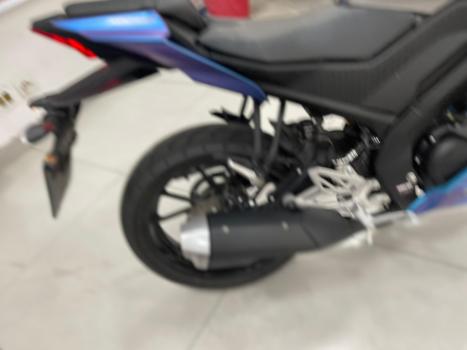 YAMAHA YZF R15 150 ABS, Foto 3