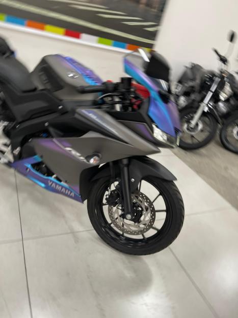 YAMAHA YZF R15 150 ABS, Foto 5