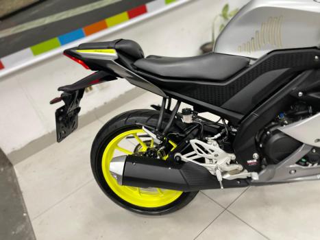 YAMAHA YZF R15 150 ABS, Foto 9