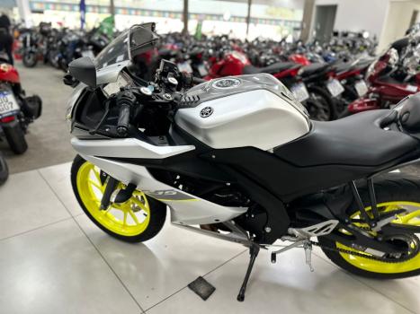 YAMAHA YZF R15 150 ABS, Foto 7