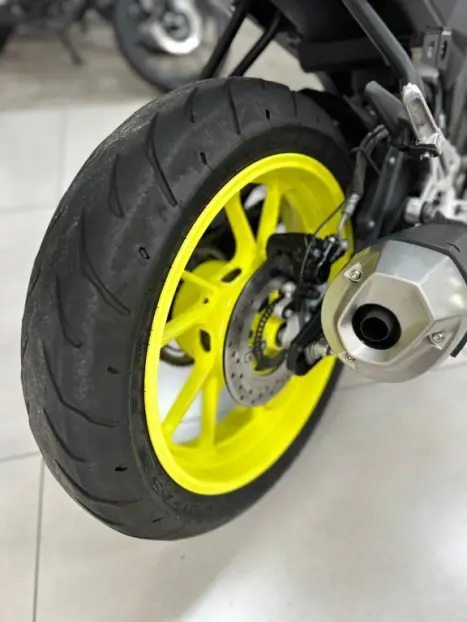YAMAHA YZF R15 150 ABS, Foto 12