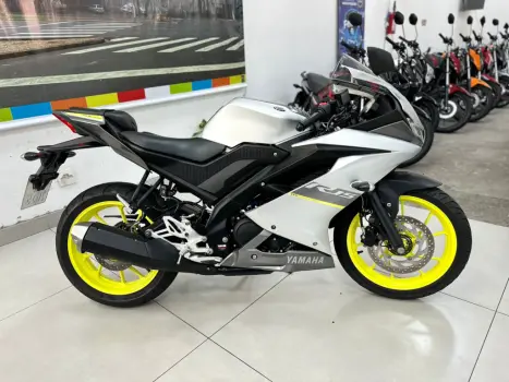 YAMAHA YZF R15 150 ABS, Foto 14