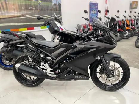 YAMAHA YZF R15 150 ABS, Foto 7